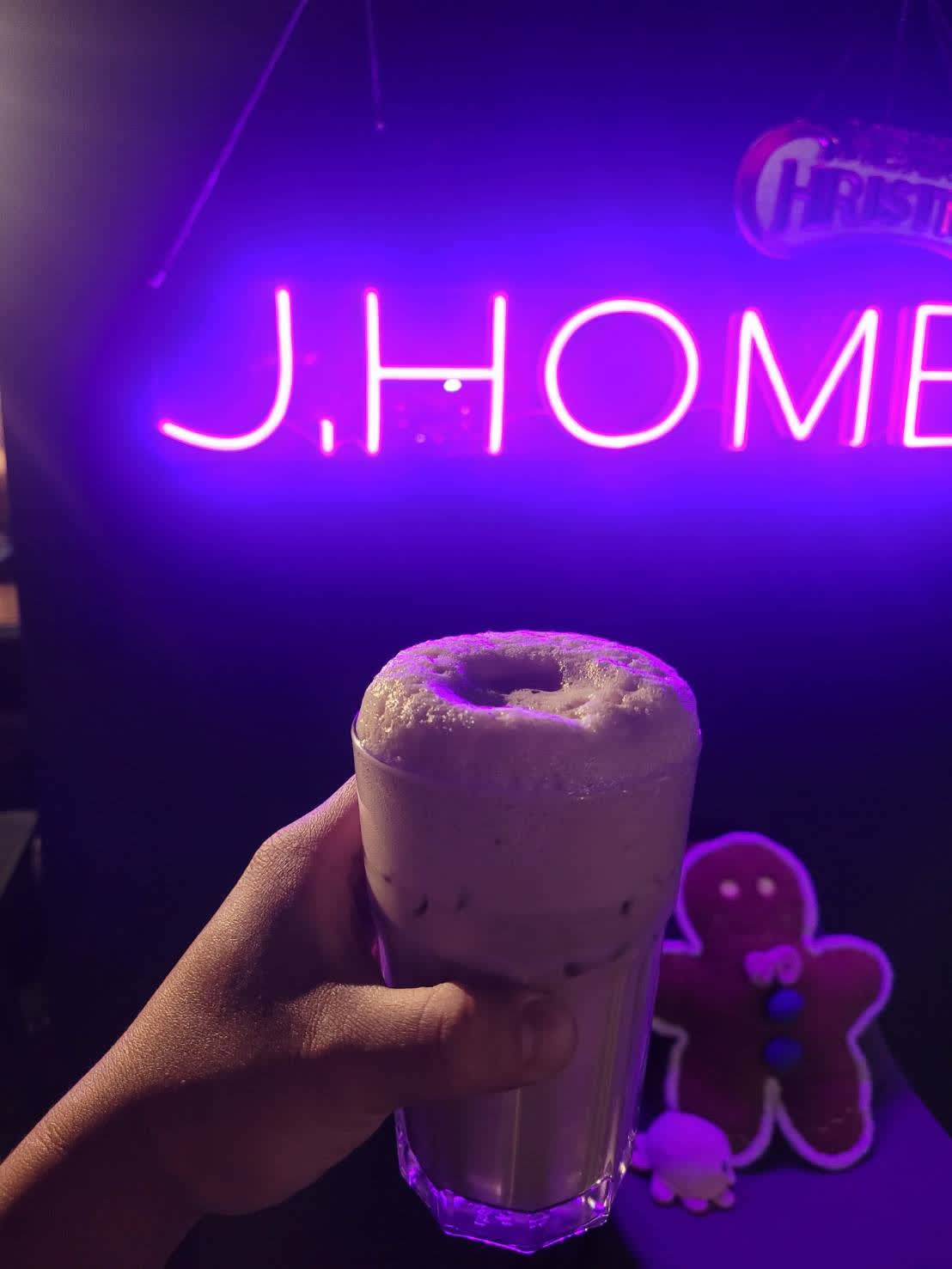 高雄夜生活的不敗選擇 - J. HOME 餐酒館的魅力探索